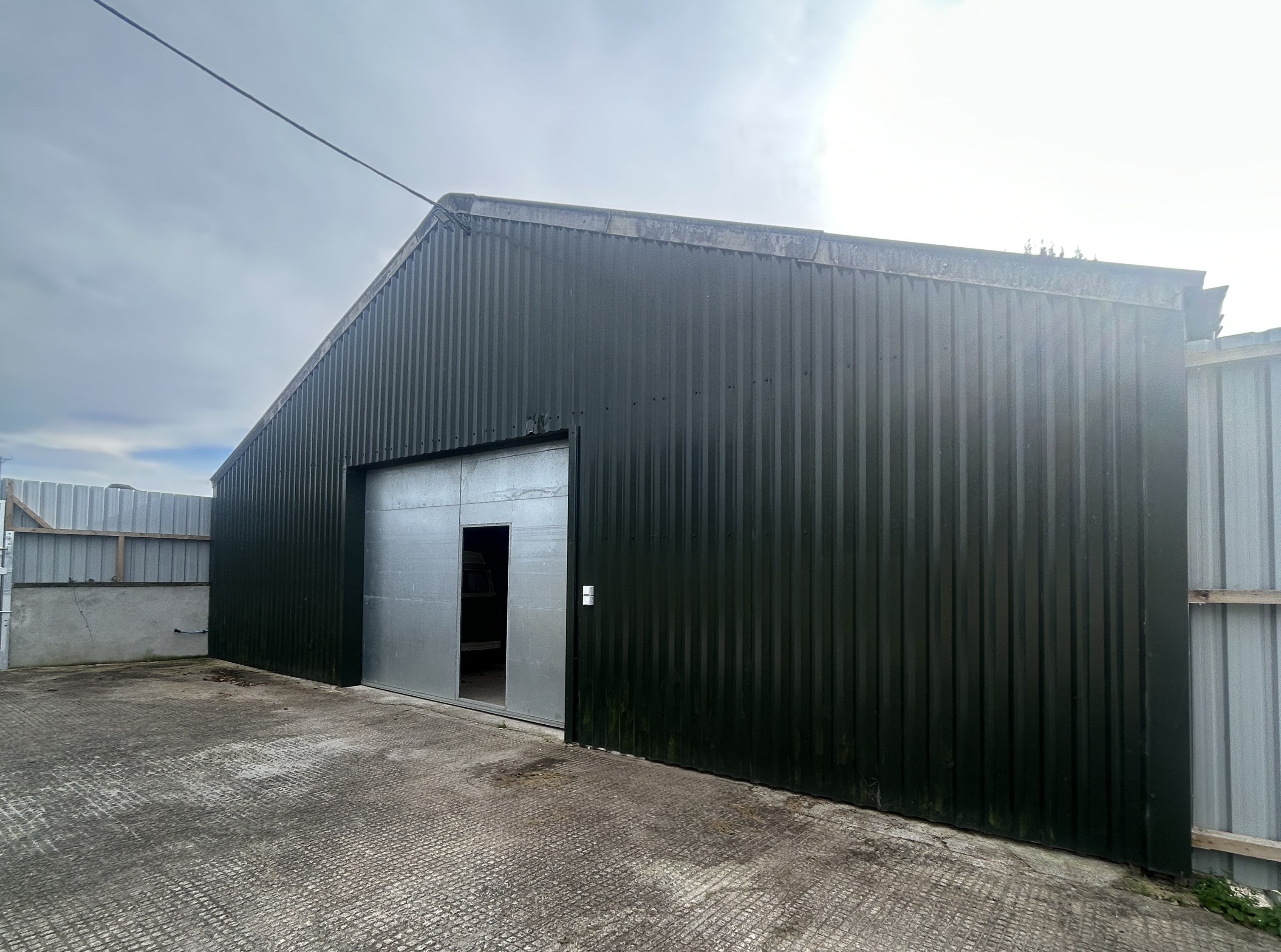 UNITS TO LET AT WREYS BARTON, STOWFORD, LEWDOWN, OKEHAMPTON, DEVON EX20 4BZ