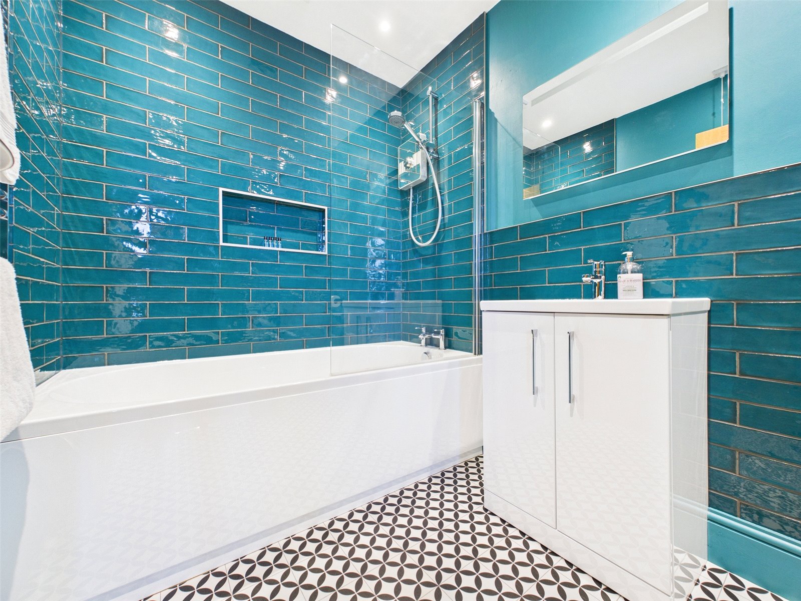 Marhamchurch, Bude EX23